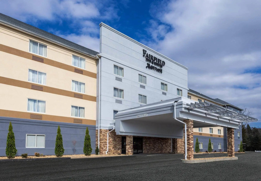 photo 1 of Best Western Cristata Inn