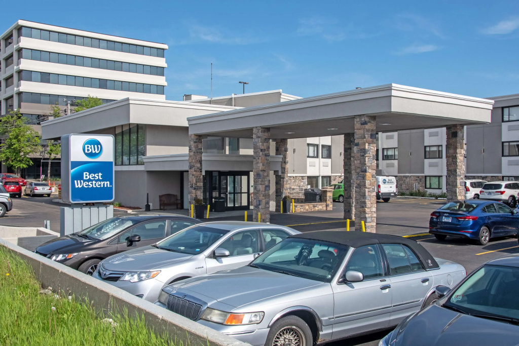 photo 1 of Best Western At O'Hare