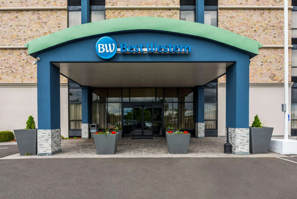 photo 1 of Best Western Executive Hotel Of New Haven - West Haven