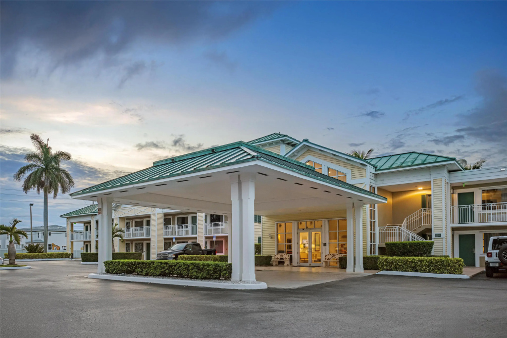 photo 1 of Best Western Gateway to the Keys