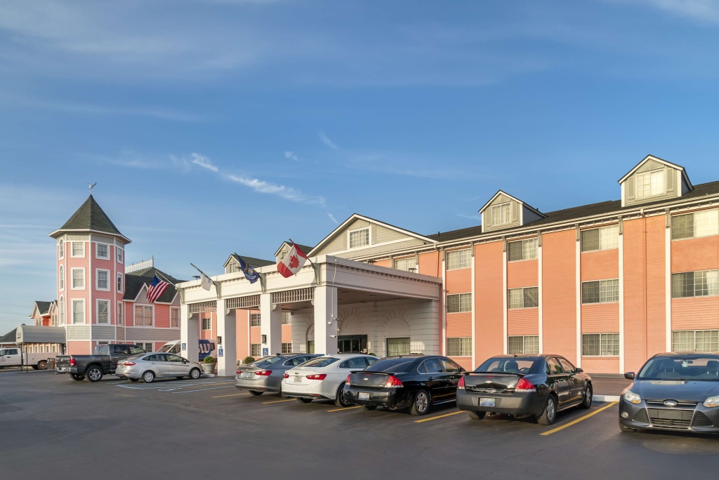 photo 1 of Best Western Greenfield Inn