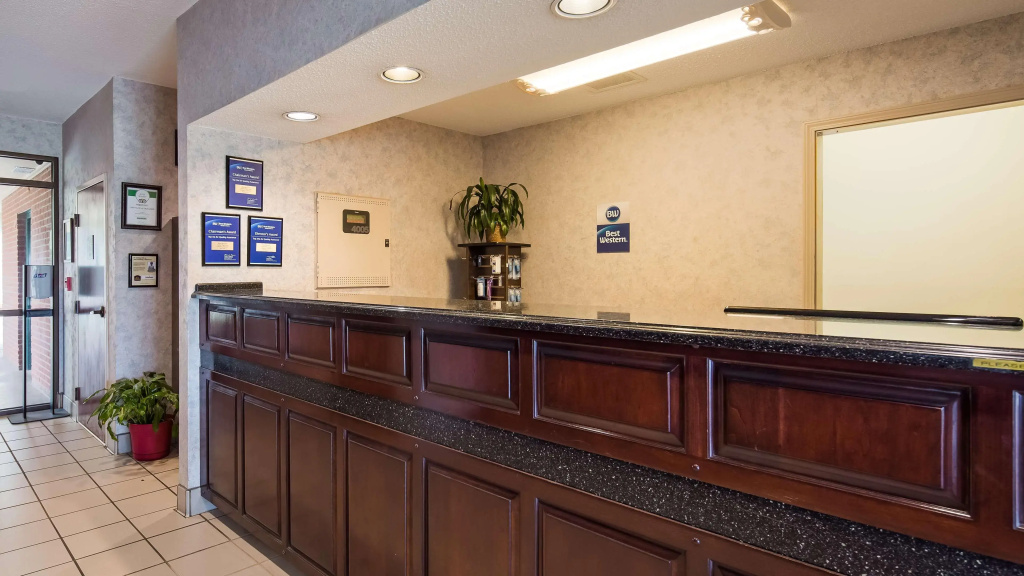 photo 1 of Best Western Home Place Inn