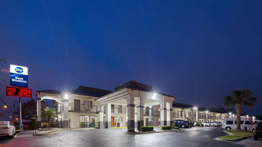 photo 1 of Best Western Inn
