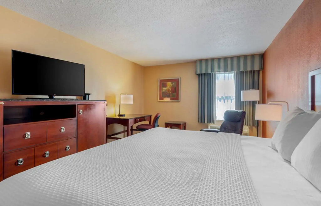 photo 1 of Best Western Plus Inn At Valley View