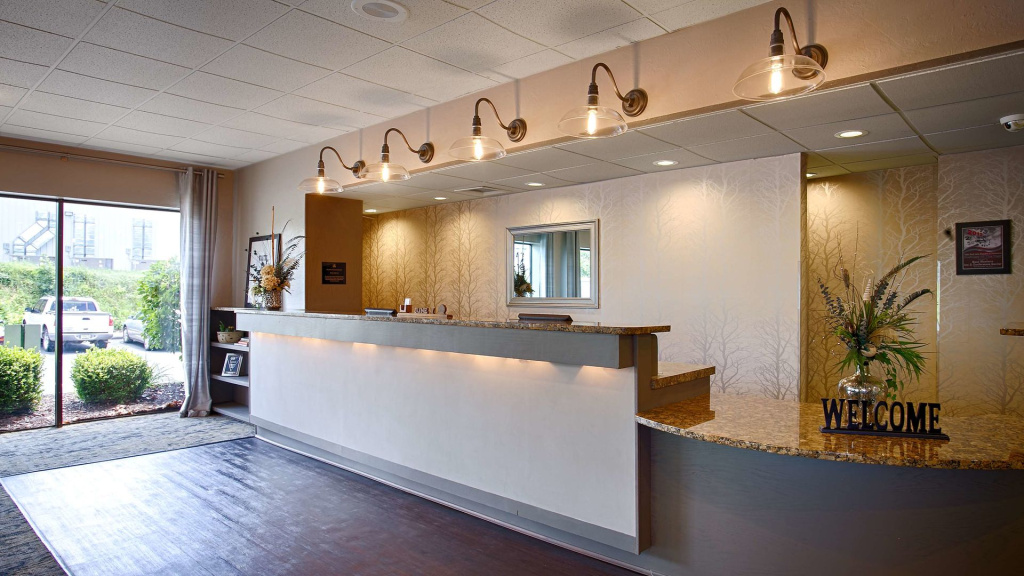 photo 1 of Best Western Branson Inn And Conference Center