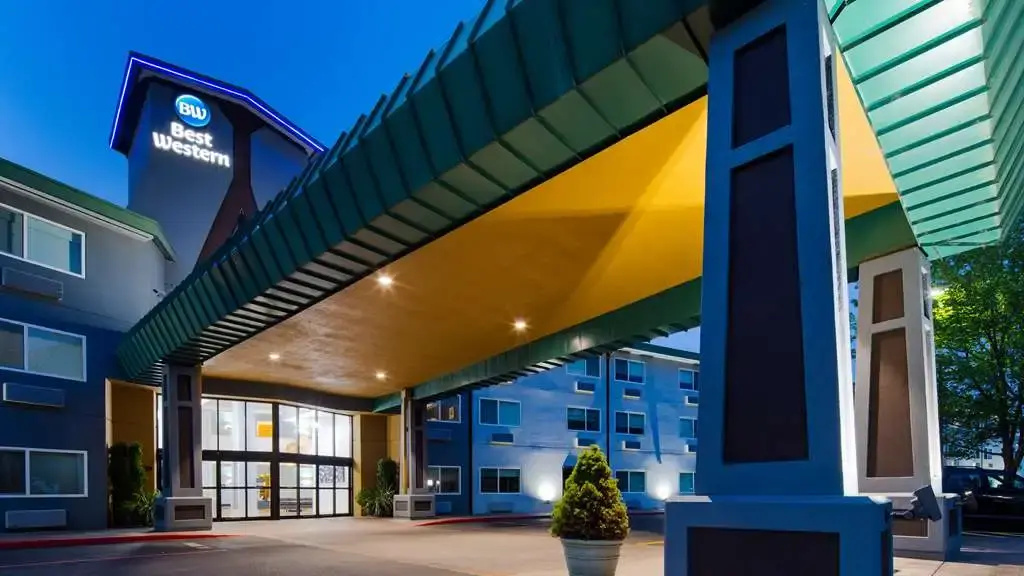 photo 1 of Best Western Inn at the Meadows
