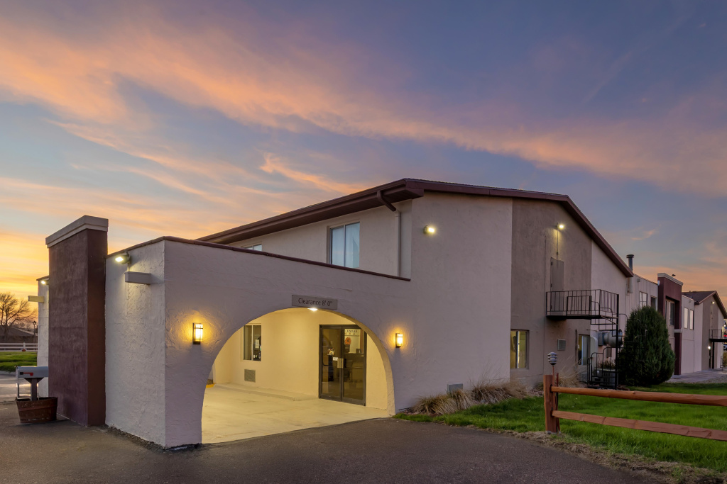 photo 1 of Best Western La Grande Hacienda