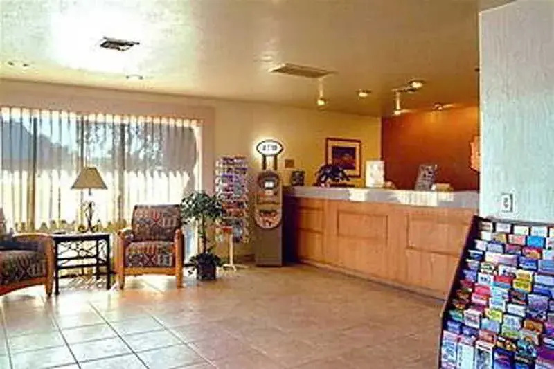 photo 1 of Motel 6 Mesa, AZ - Downtown