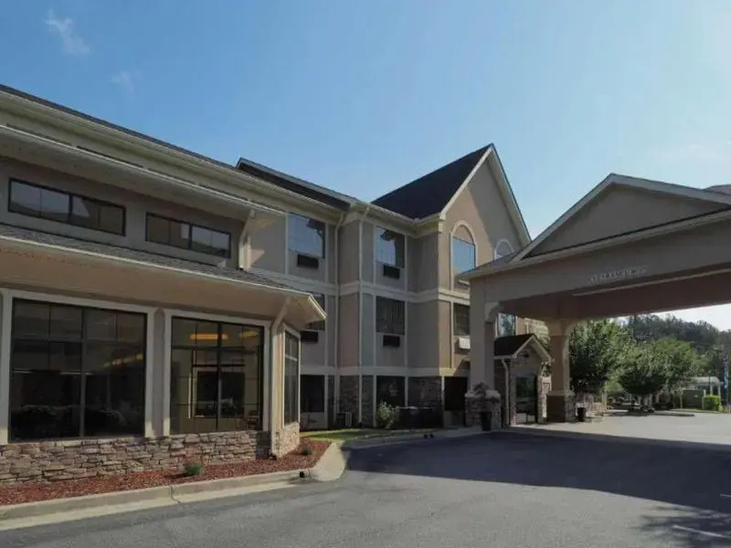 photo 1 of Best Western Mountain Villa Inn & Suites