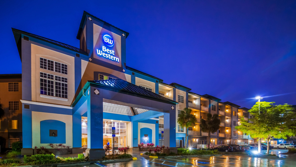 photo 1 of Best Western Naples Plaza Hotel
