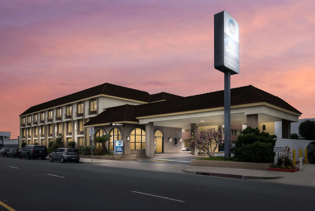 photo 1 of Best Western Norwalk Inn