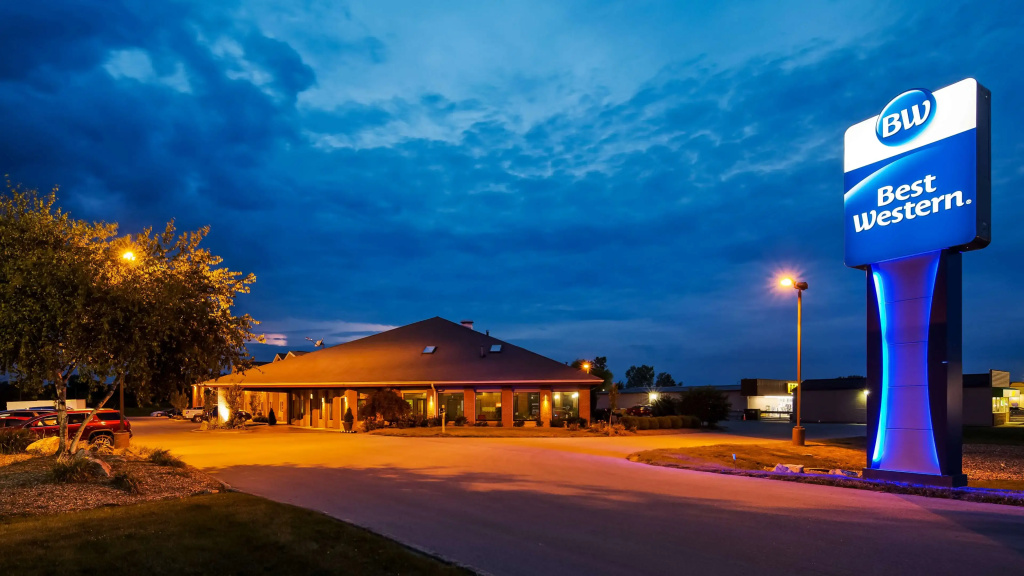 photo 1 of Best Western Norwalk