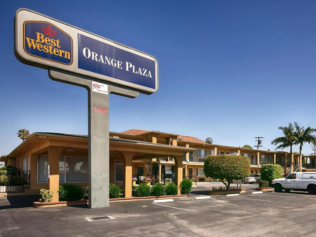 photo 1 of Best Western Orange Plaza