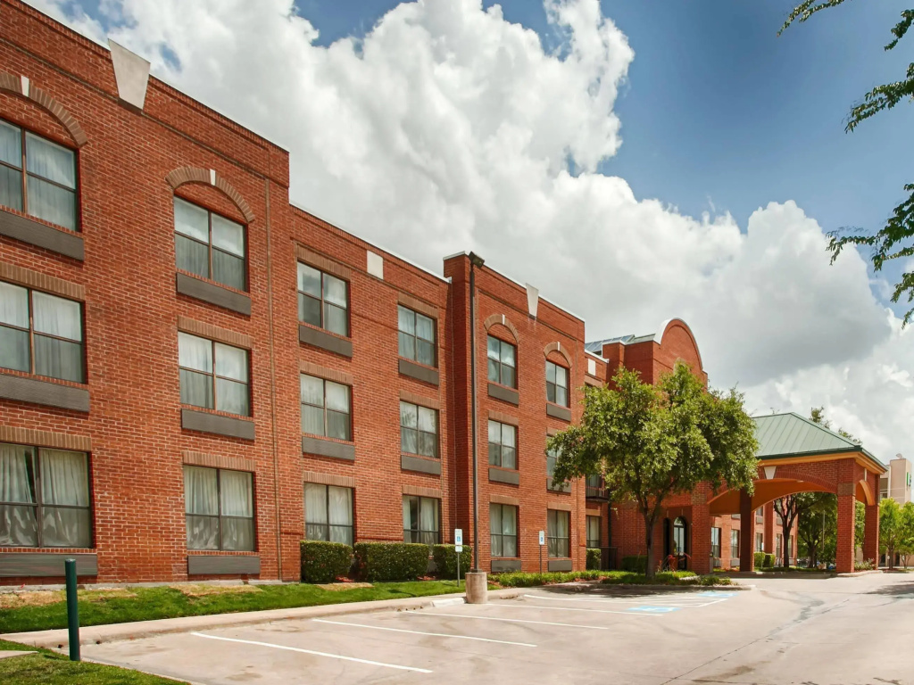 photo 1 of Comfort Suites Plano East - Richardson