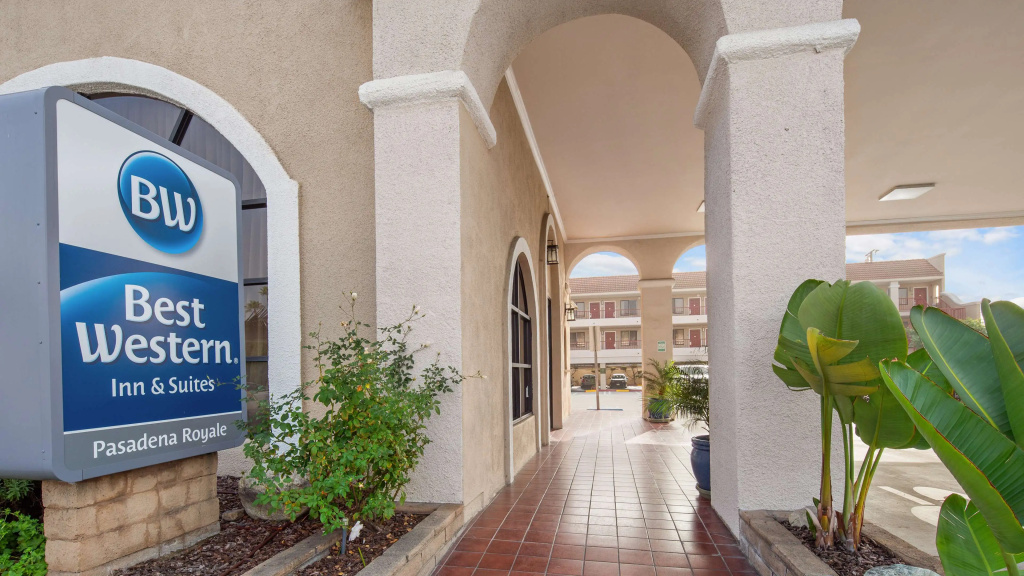 photo 1 of Best Western Pasadena Royale Inn & Suites