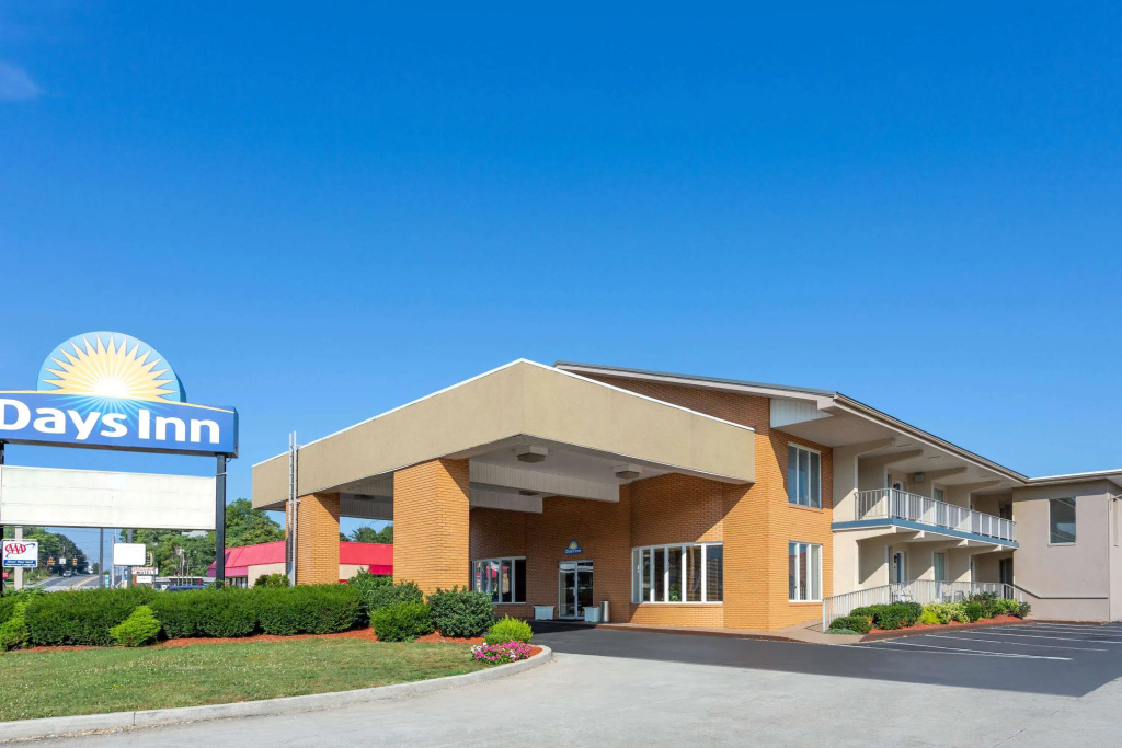 photo 1 of Days Inn by Wyndham Breezewood