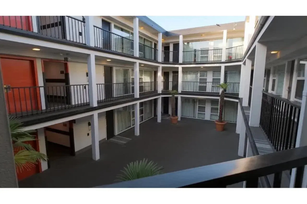 photo 1 of Soma House