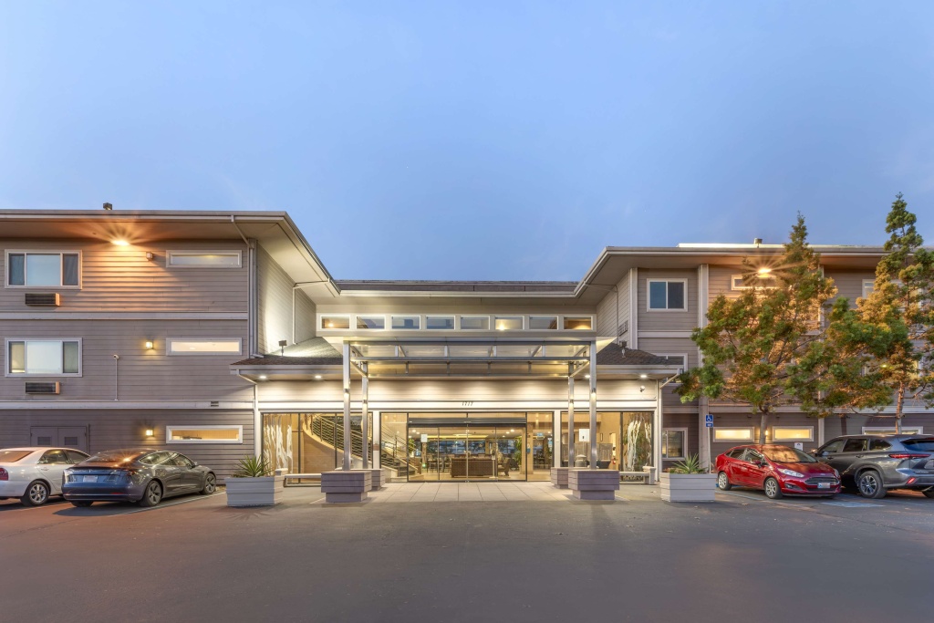 photo 1 of Best Western Plus Bayside Hotel