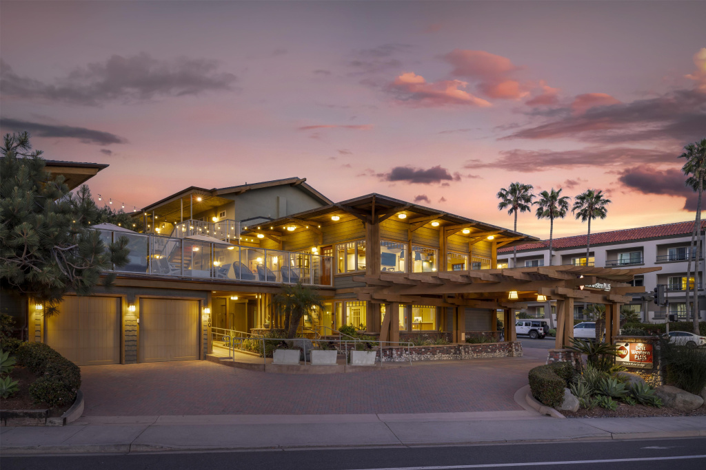 photo 1 of Best Western Plus Beach View Lodge Carlsbad