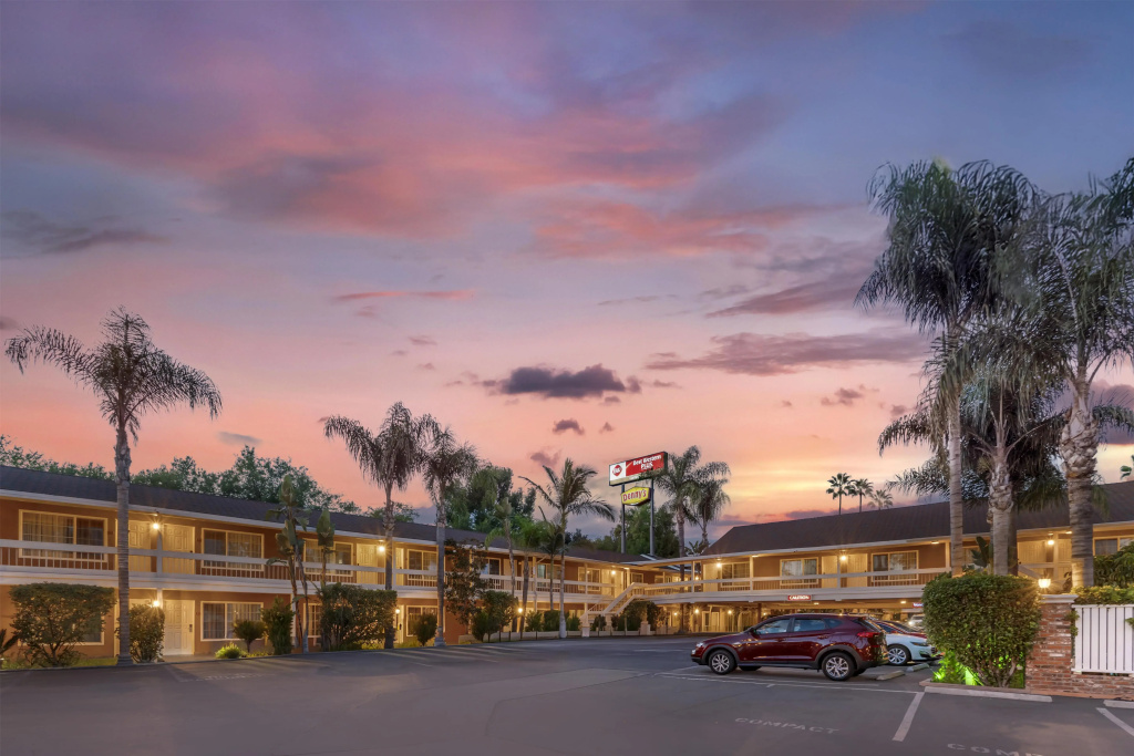 photo 1 of Best Western Plus Carriage Inn