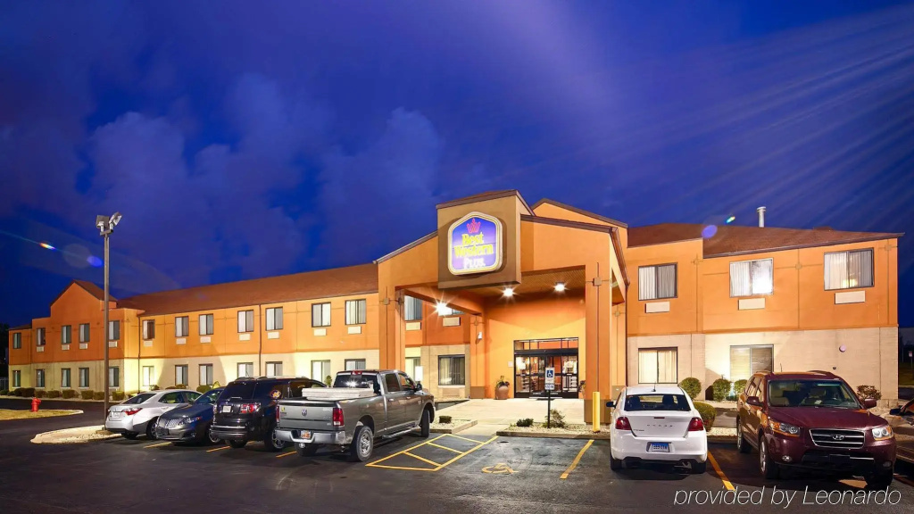 photo 1 of Spark by Hilton Oak Forest