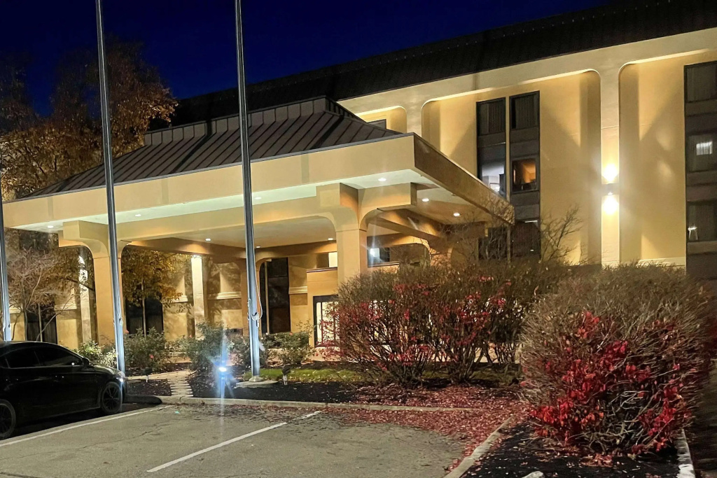 photo 1 of Days Inn by Wyndham Englewood Dayton Airport
