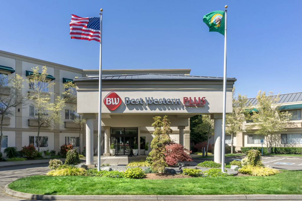 photo 1 of Best Western Plus Edmonds Harbor Inn