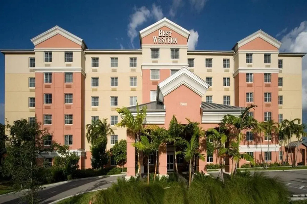 photo 1 of Best Western Plus Fort Lauderdale Airport South Inn & Suites