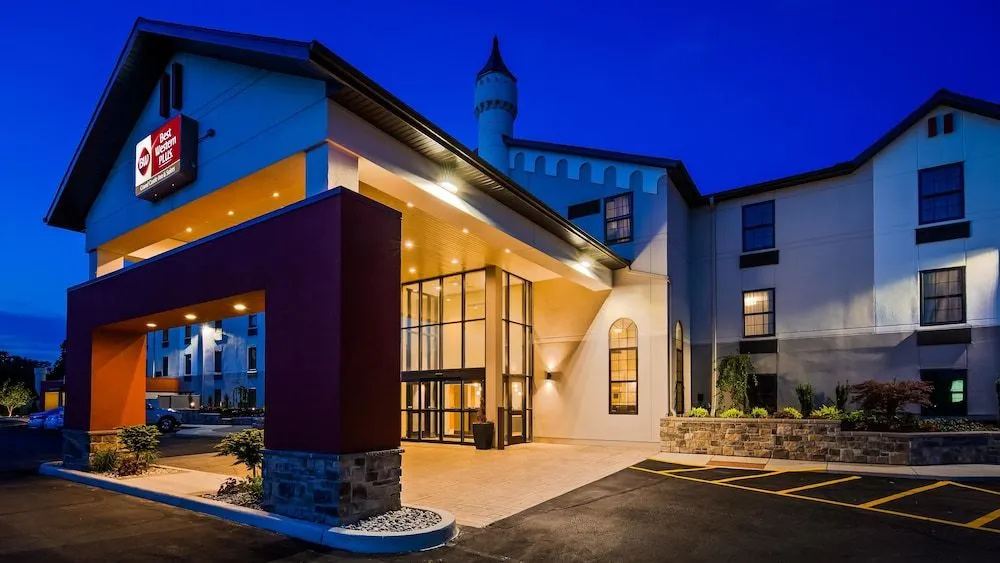 photo 1 of Best Western Plus Grand Castle Inn & Suites