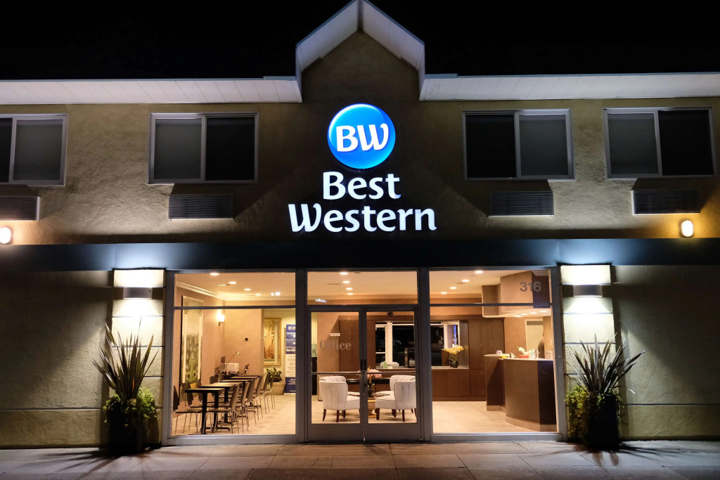 photo 1 of Best Western Inn