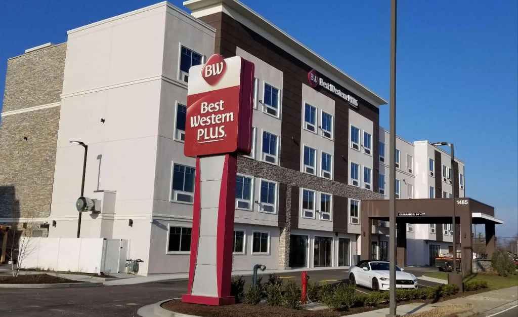 photo 1 of Comfort Inn & Suites Clarksville - Louisville North