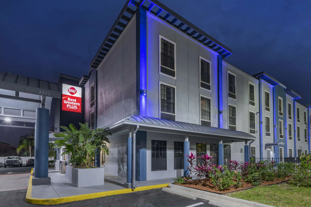 photo 1 of Best Western Plus Bradenton Gateway Hotel