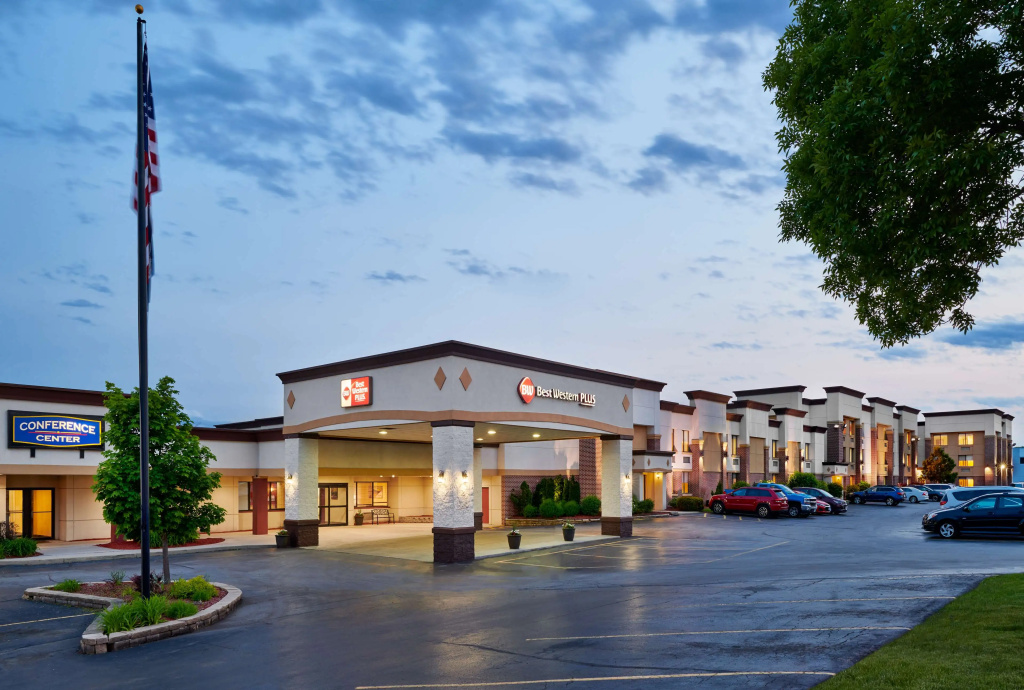 photo 1 of Best Western Plus Milwaukee Airport Hotel & Conference Ctr