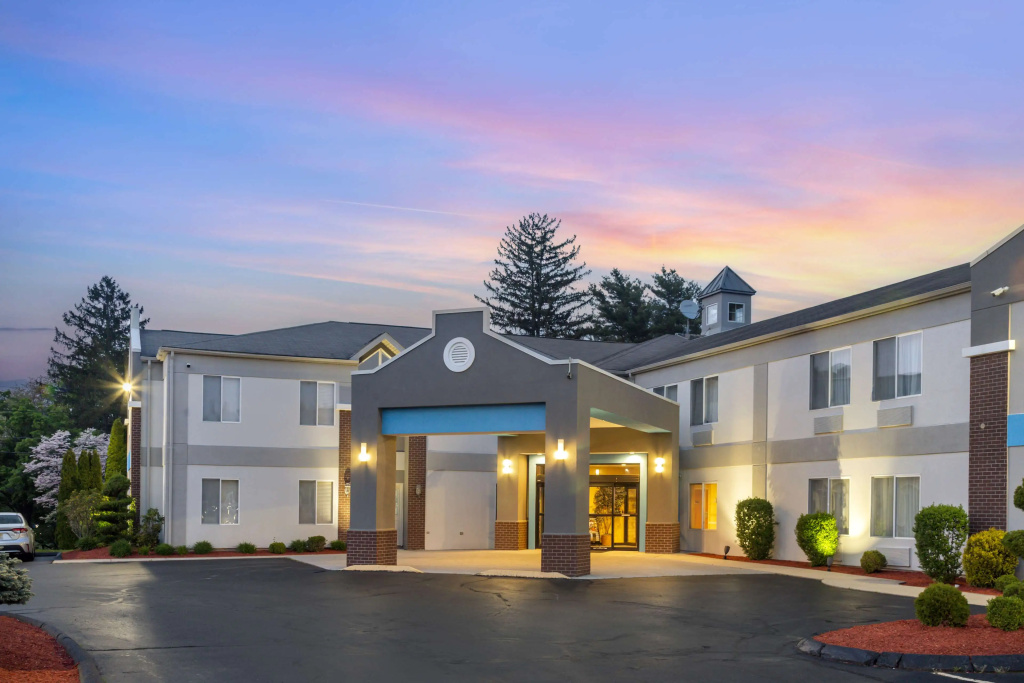 photo 1 of Best Western Plus New England Inn & Suites