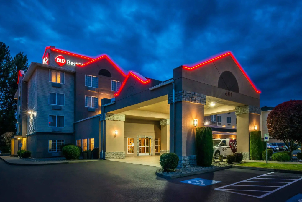 photo 1 of Best Western Plus Mountain View Auburn Inn