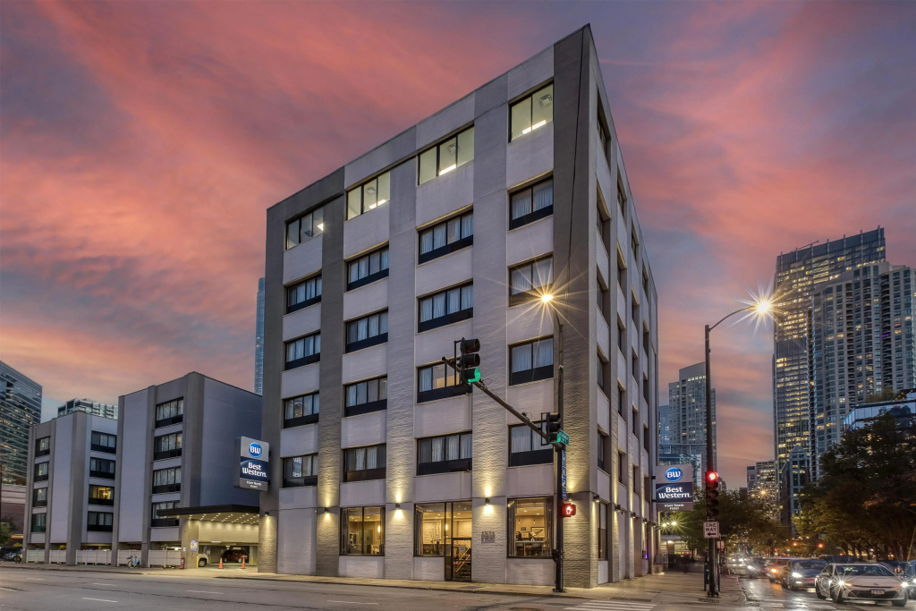 photo 1 of Best Western River North Hotel