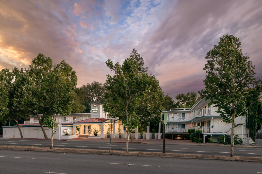 photo 1 of Best Western Plus Riviera