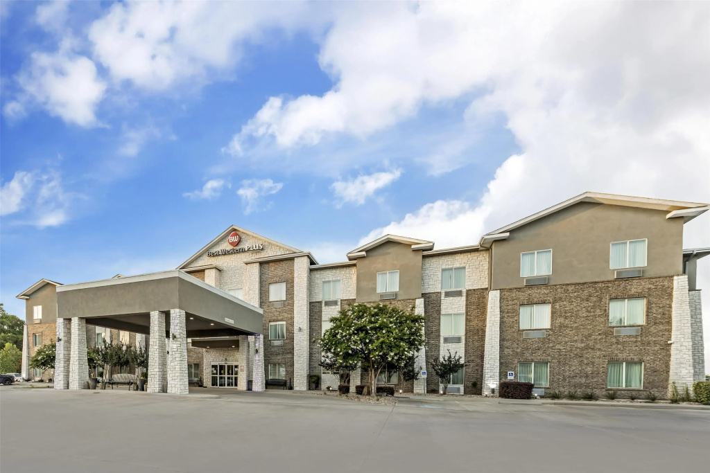 photo 1 of Best Western Plus Sand Bass Inn & Suites