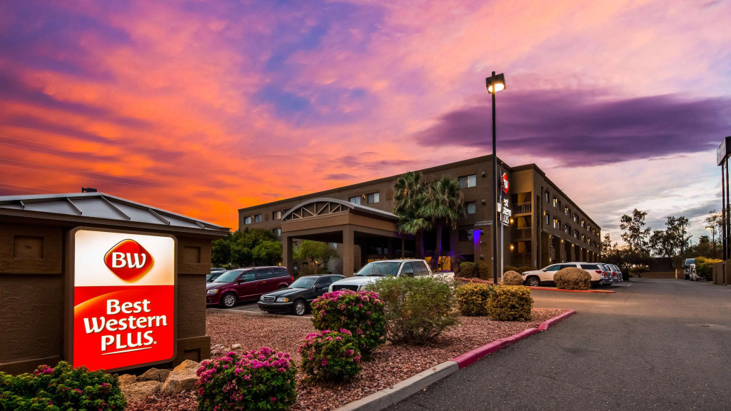 photo 1 of Best Western Plus Tempe by the Mall