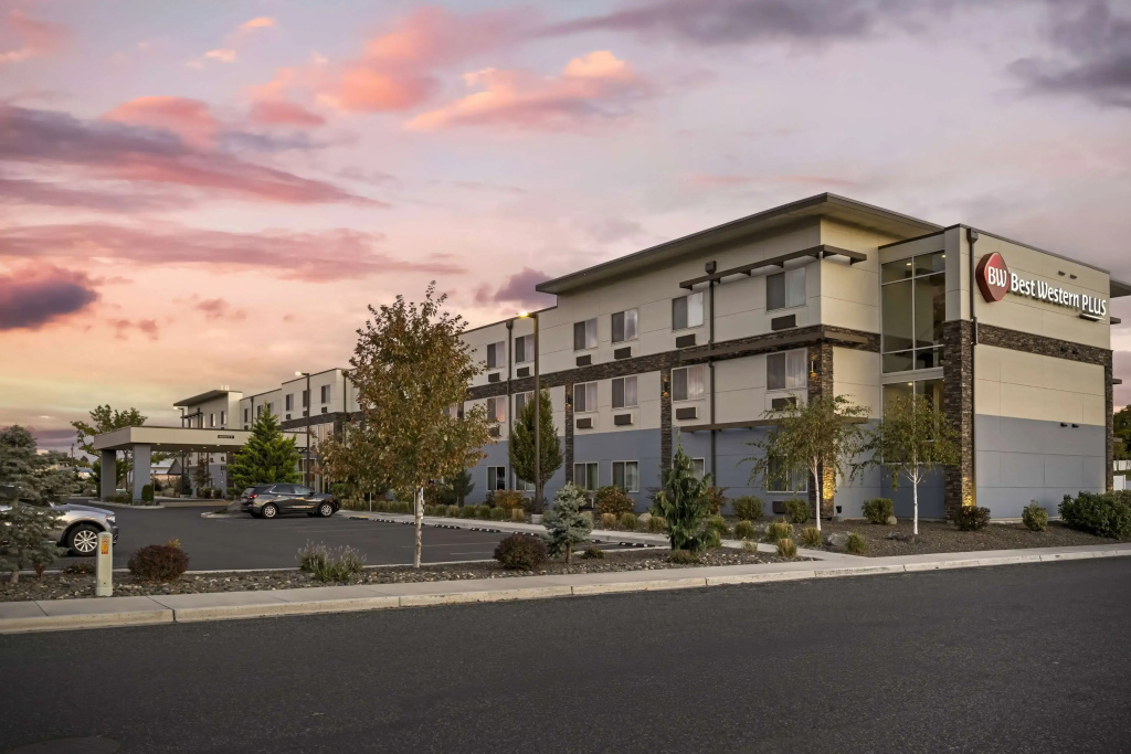 photo 1 of Best Western Plus The Inn at Hells Canyon