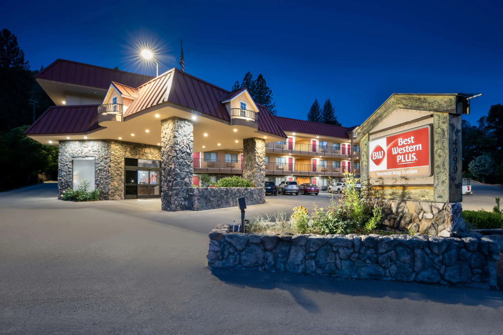 photo 1 of Best Western Plus Yosemite Way Station Motel