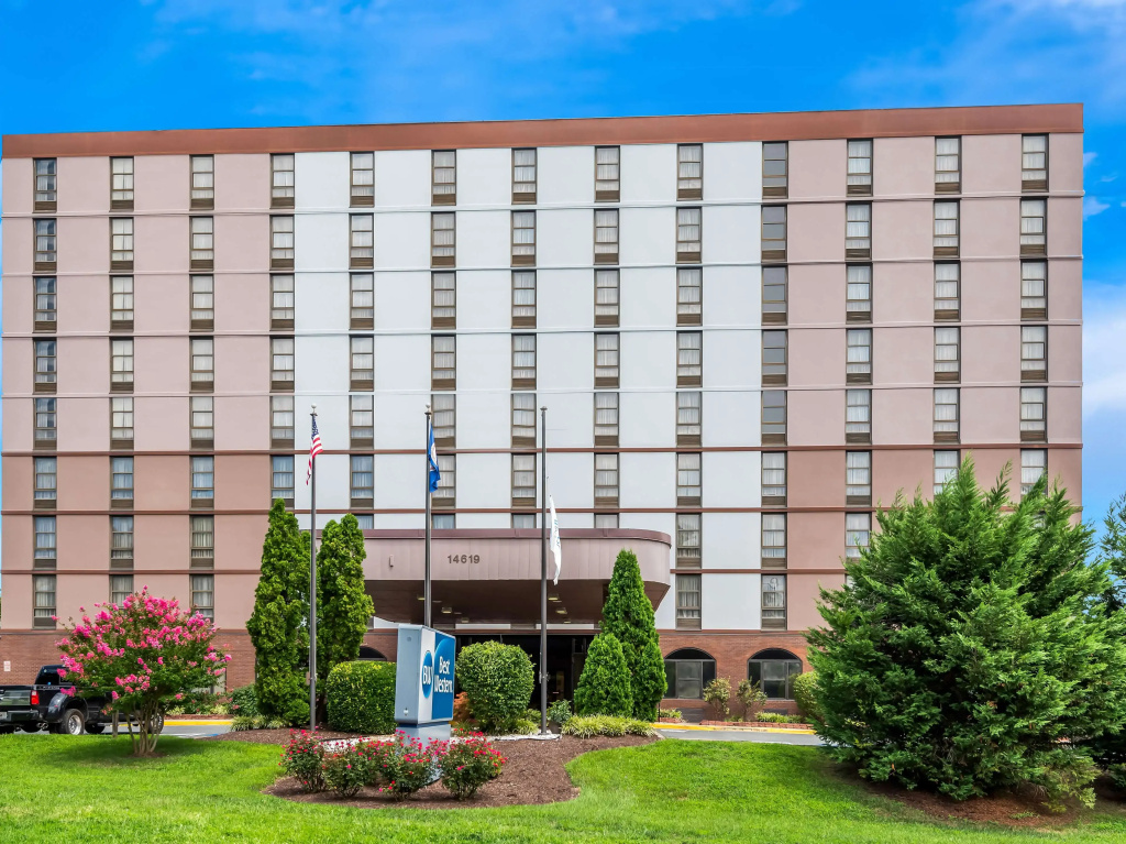 photo 1 of Best Western Potomac Mills
