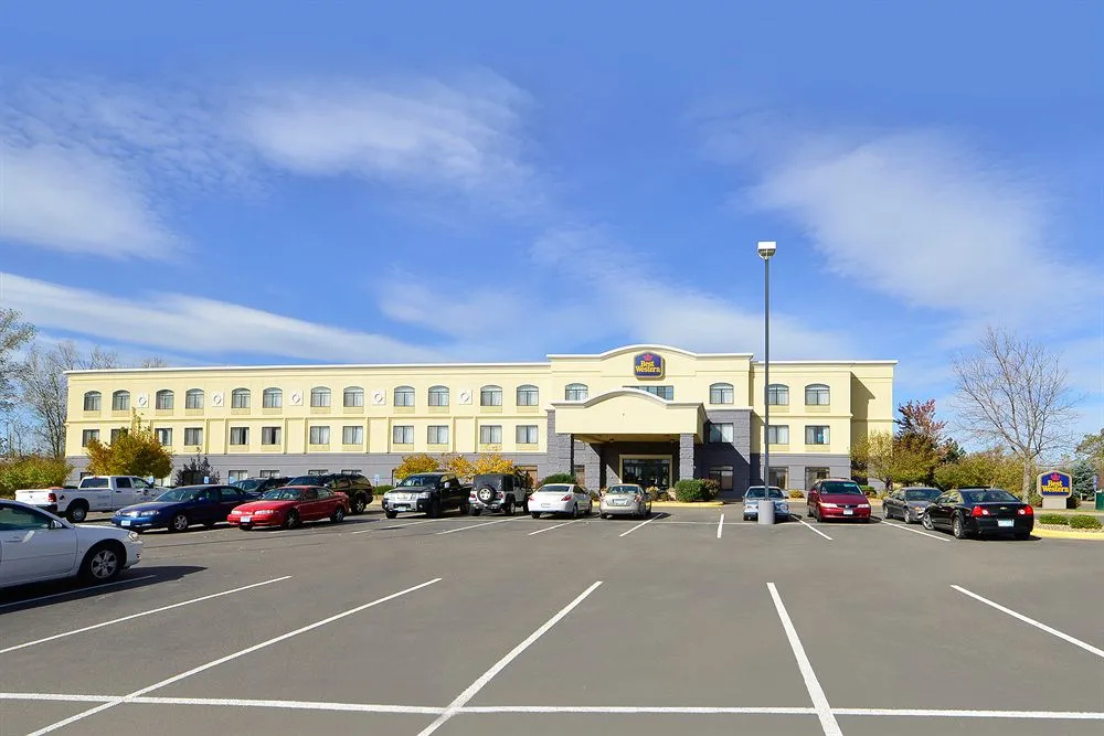 photo 1 of Best Western Regency Plaza Hotel - St. Paul East