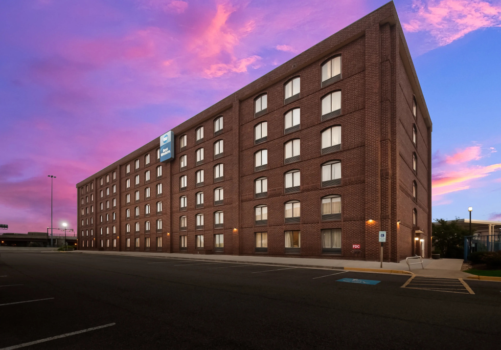 photo 1 of Best Western Springfield
