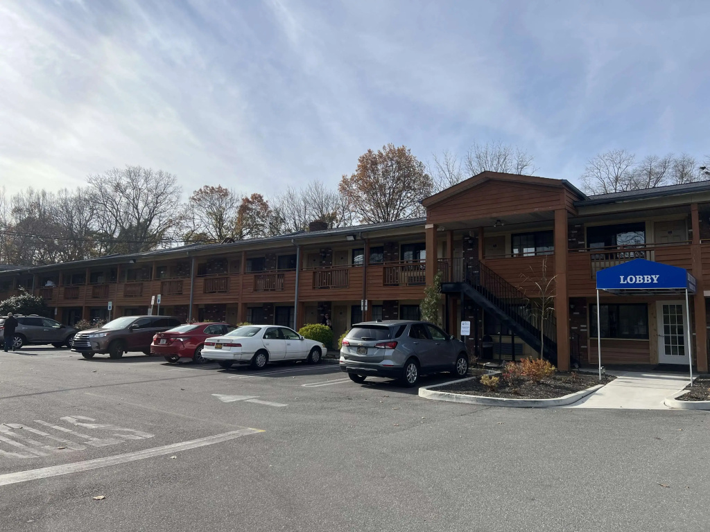 photo 1 of SureStay Plus by Best Western Woodbury Inn