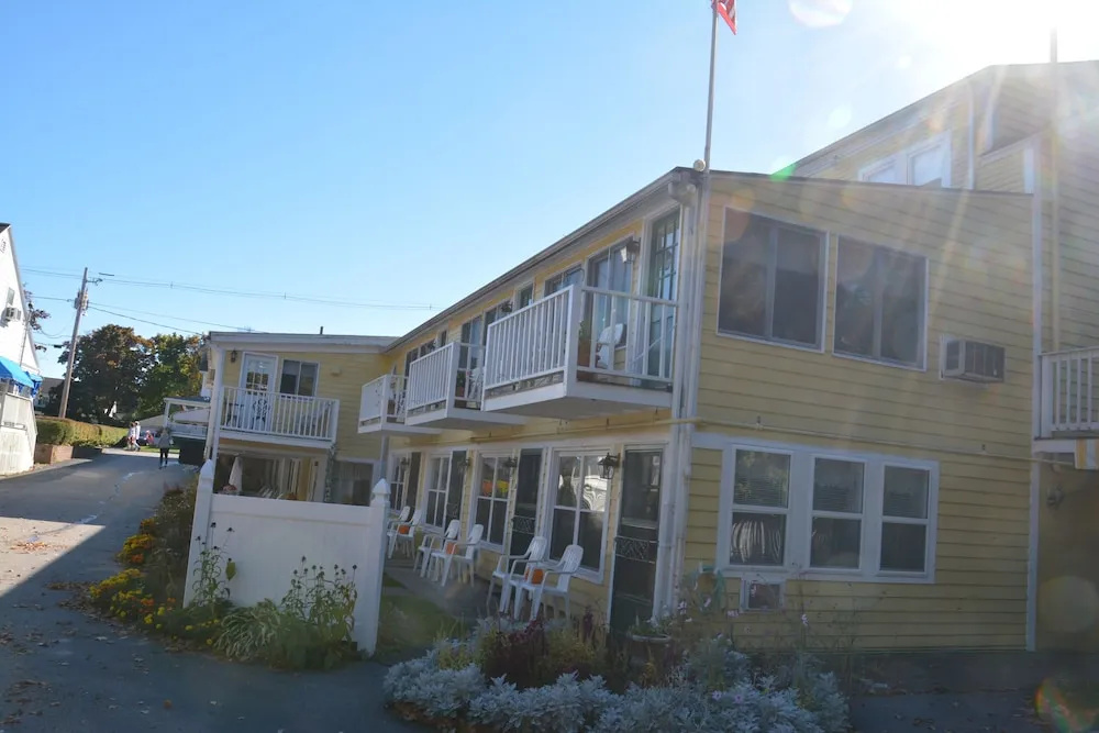 photo 1 of Betty Doon Motor Hotel