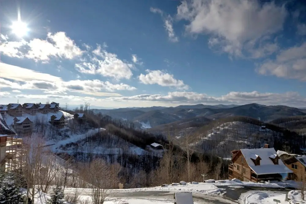 photo 1 of Black Bear Lodge at Scenic Wolf Resort - 3 Br Cabin