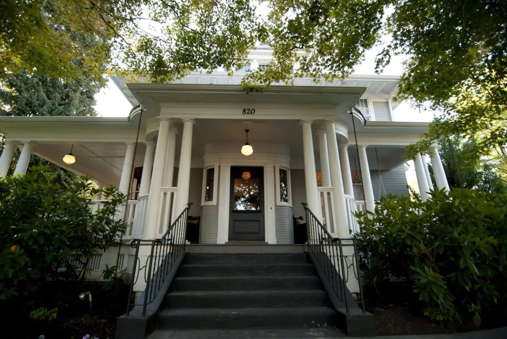 photo 1 of Blackwell Hotel