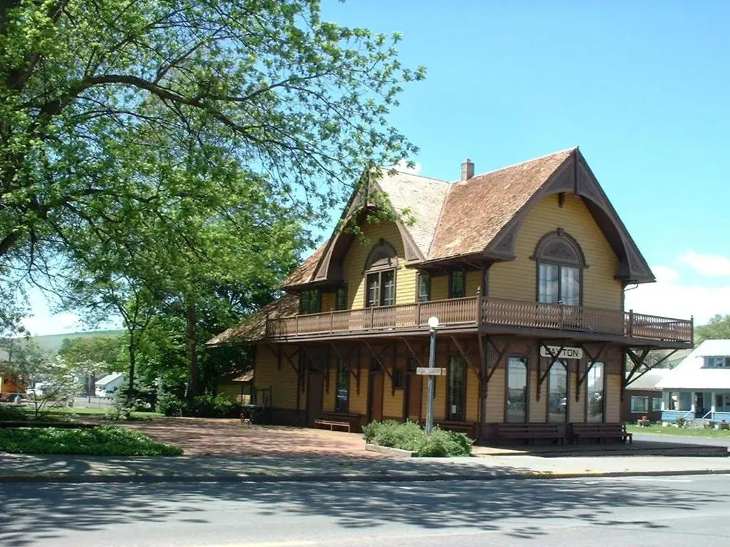 photo 1 of Blue Mountain Hotel