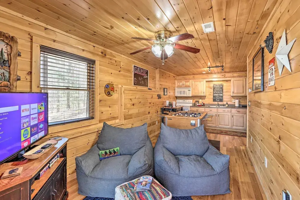 photo 1 of Blue Ridge Log Cabin w/ Hot Tub & Game Room!